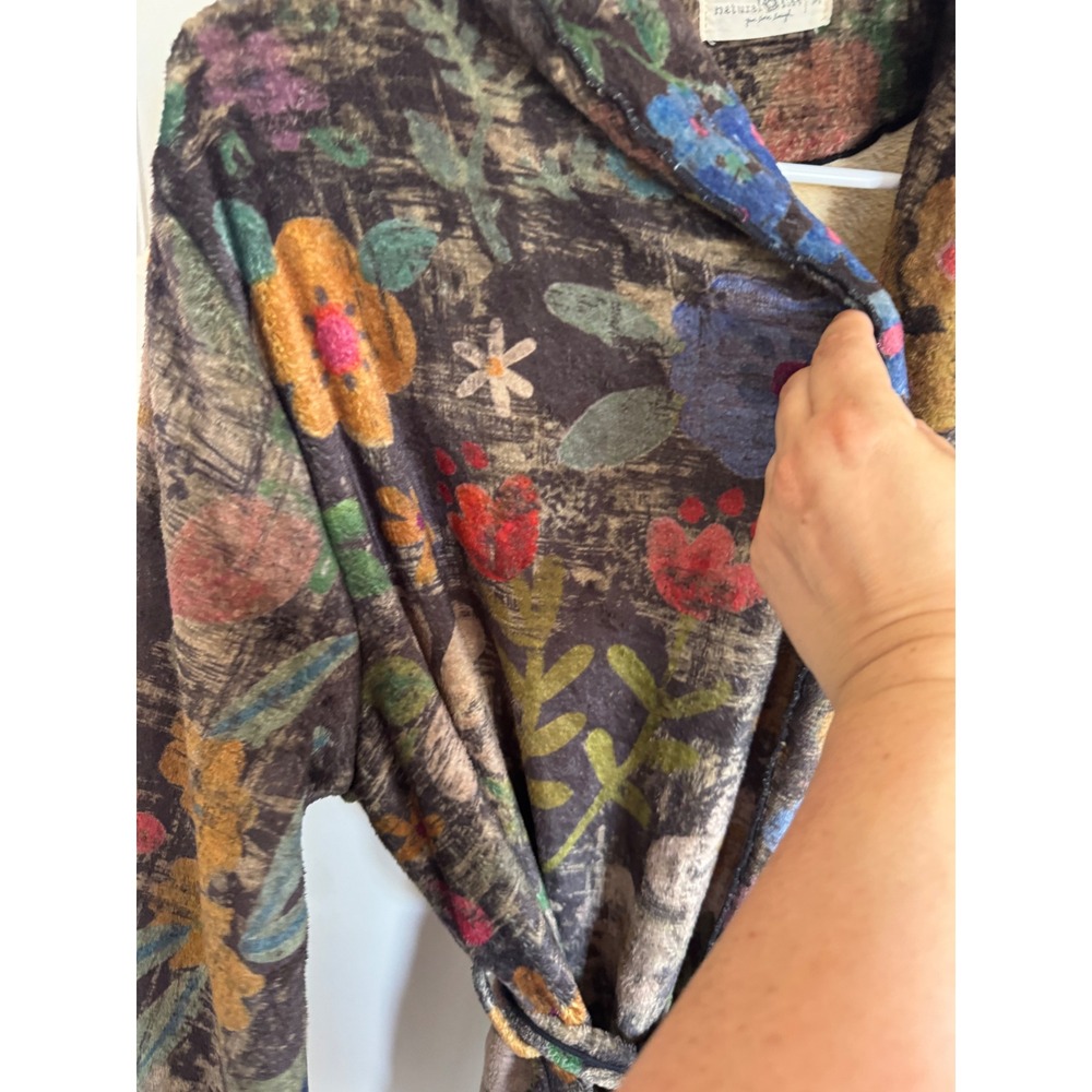 Natural Life Floral fleece robe size medium - Picture 3 of 8